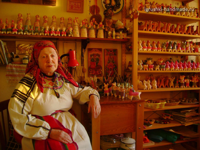 мастер глиняной игрушки Галина Арефьева