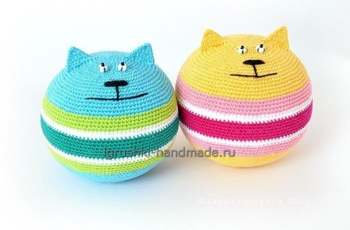 Игрушка "Кот" крючком